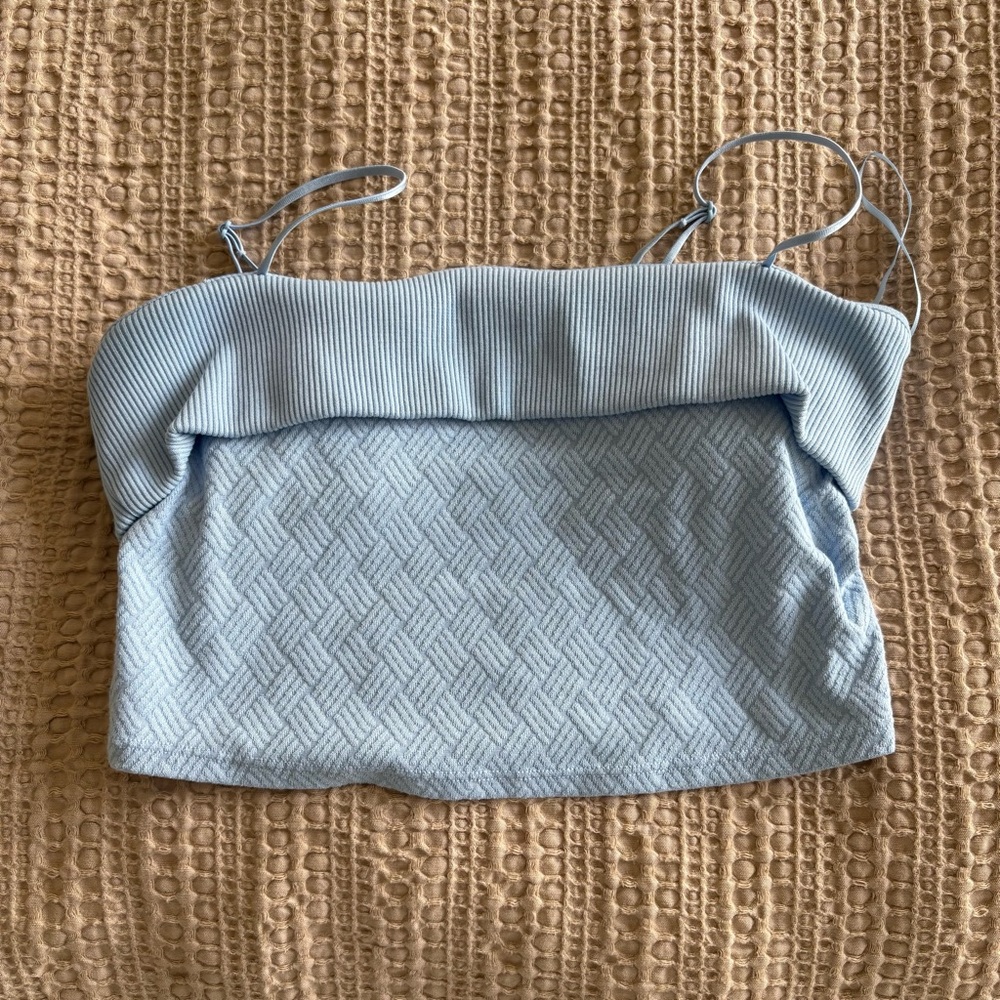 NWOT Blue Alo Top